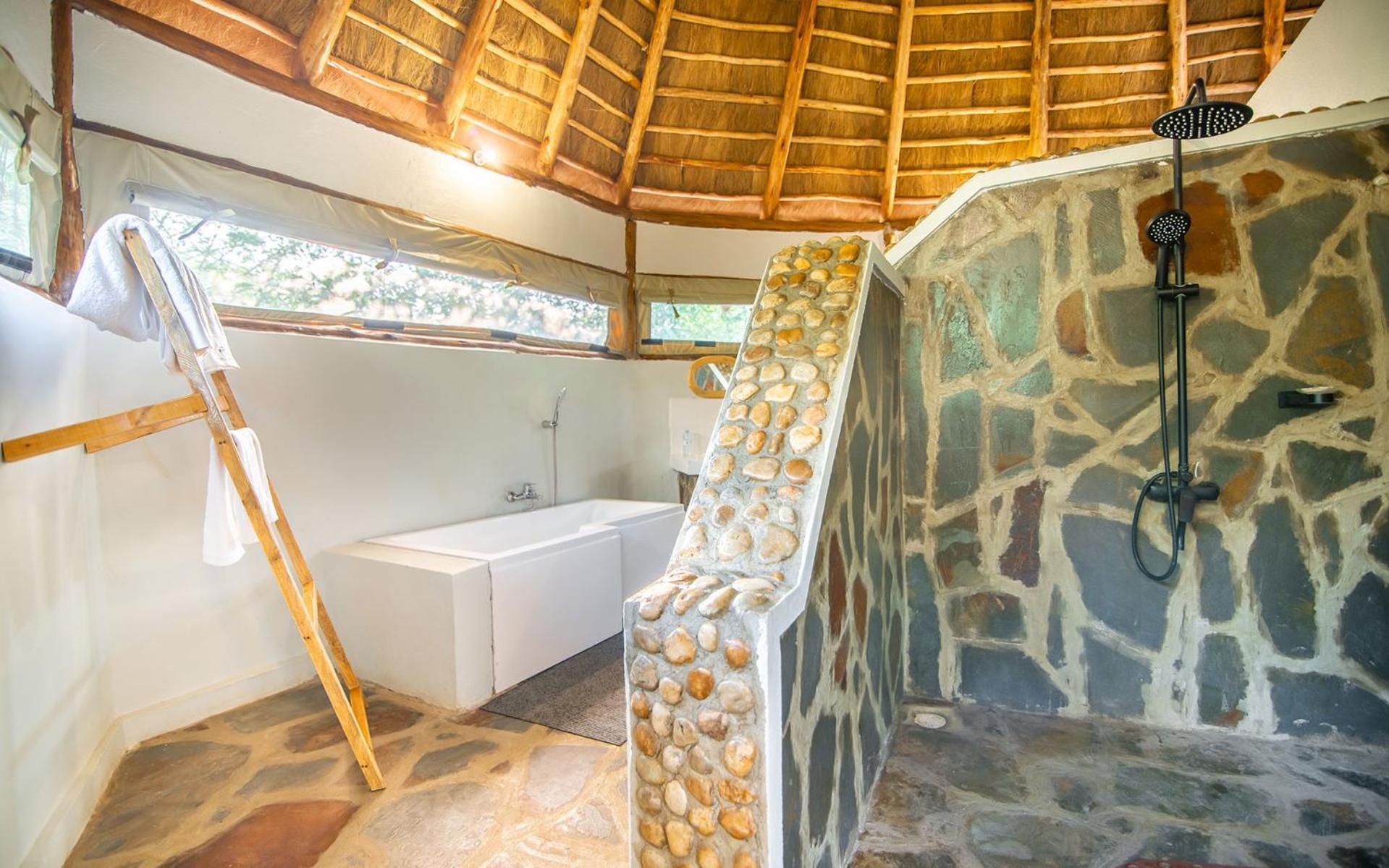Embogo Safari Lodges Katoke Luaran gambar
