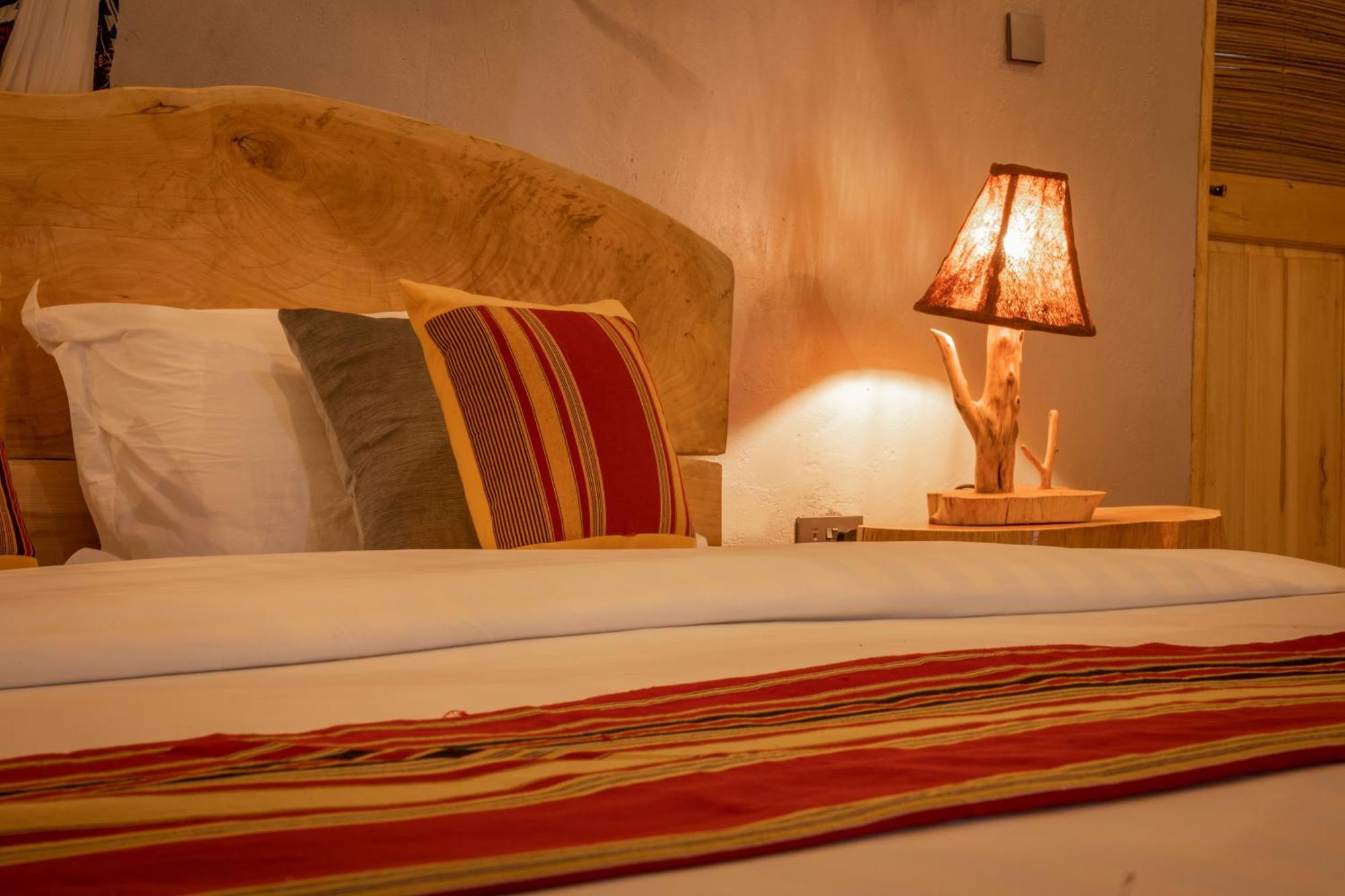 Embogo Safari Lodges Katoke Luaran gambar